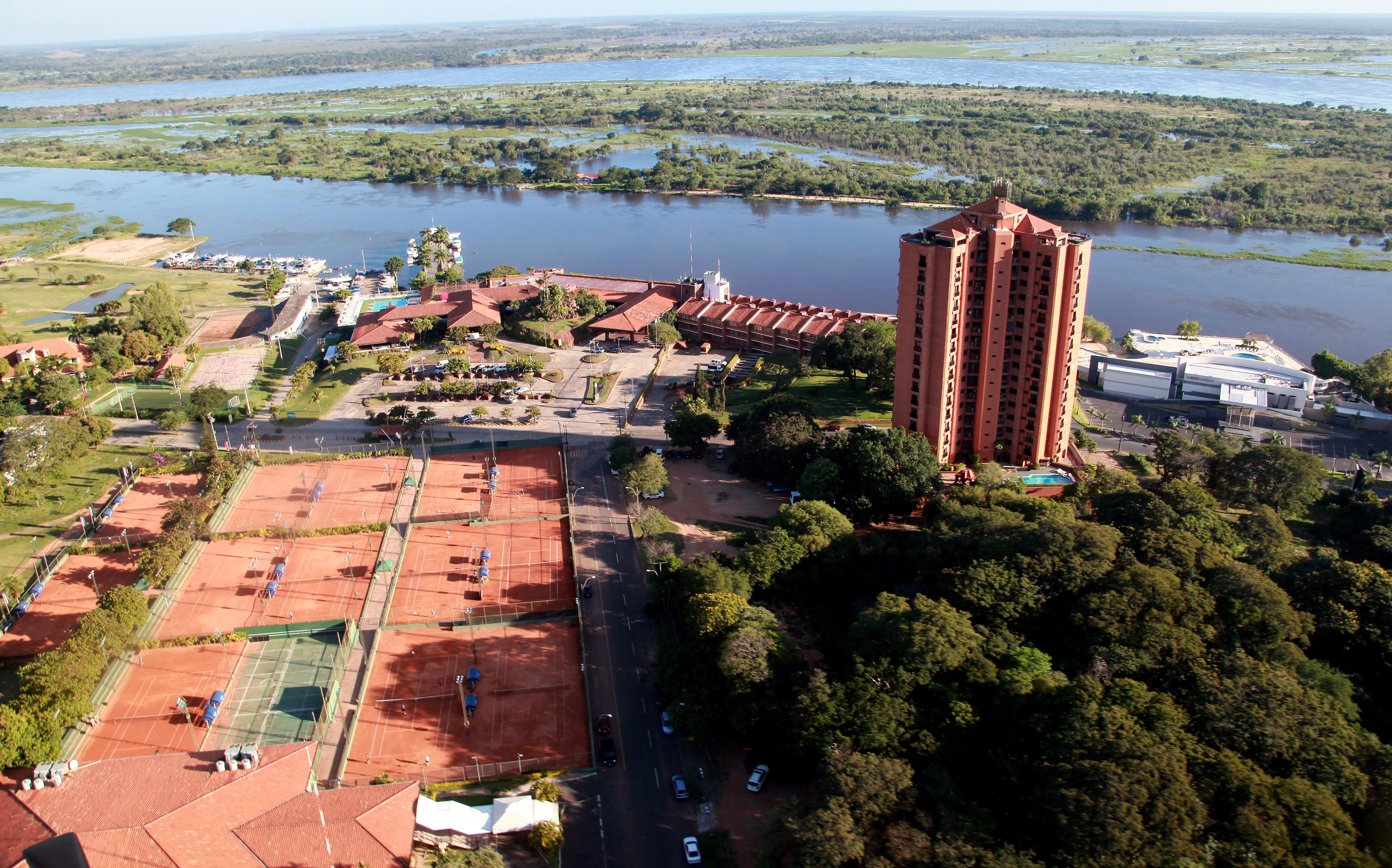 Resort Yacht Y Golf Club Paraguayo Asuncion Exterior foto